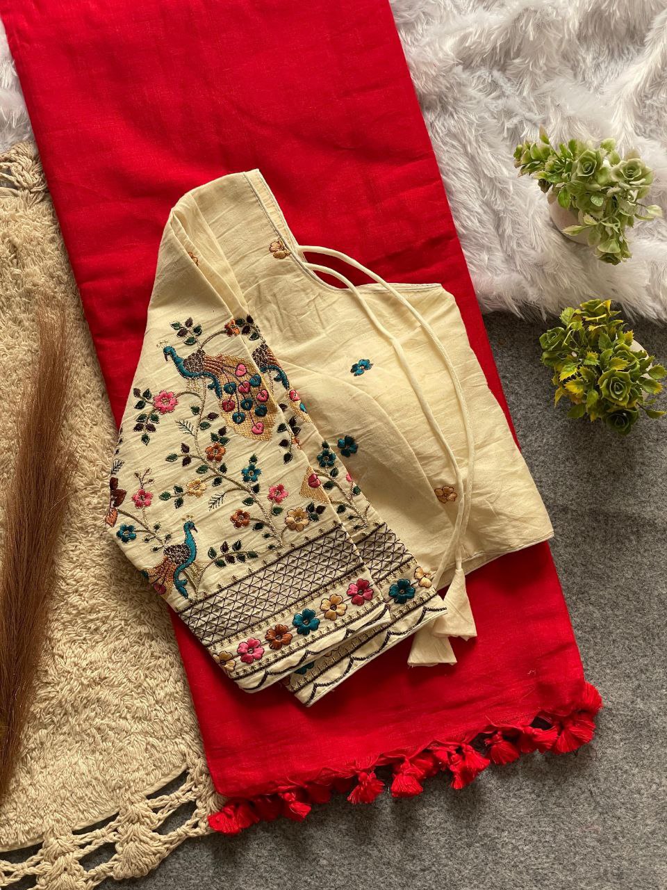 Elegant Cotton Saree Set with Ready Blouse With Bird and Floral Embroidery