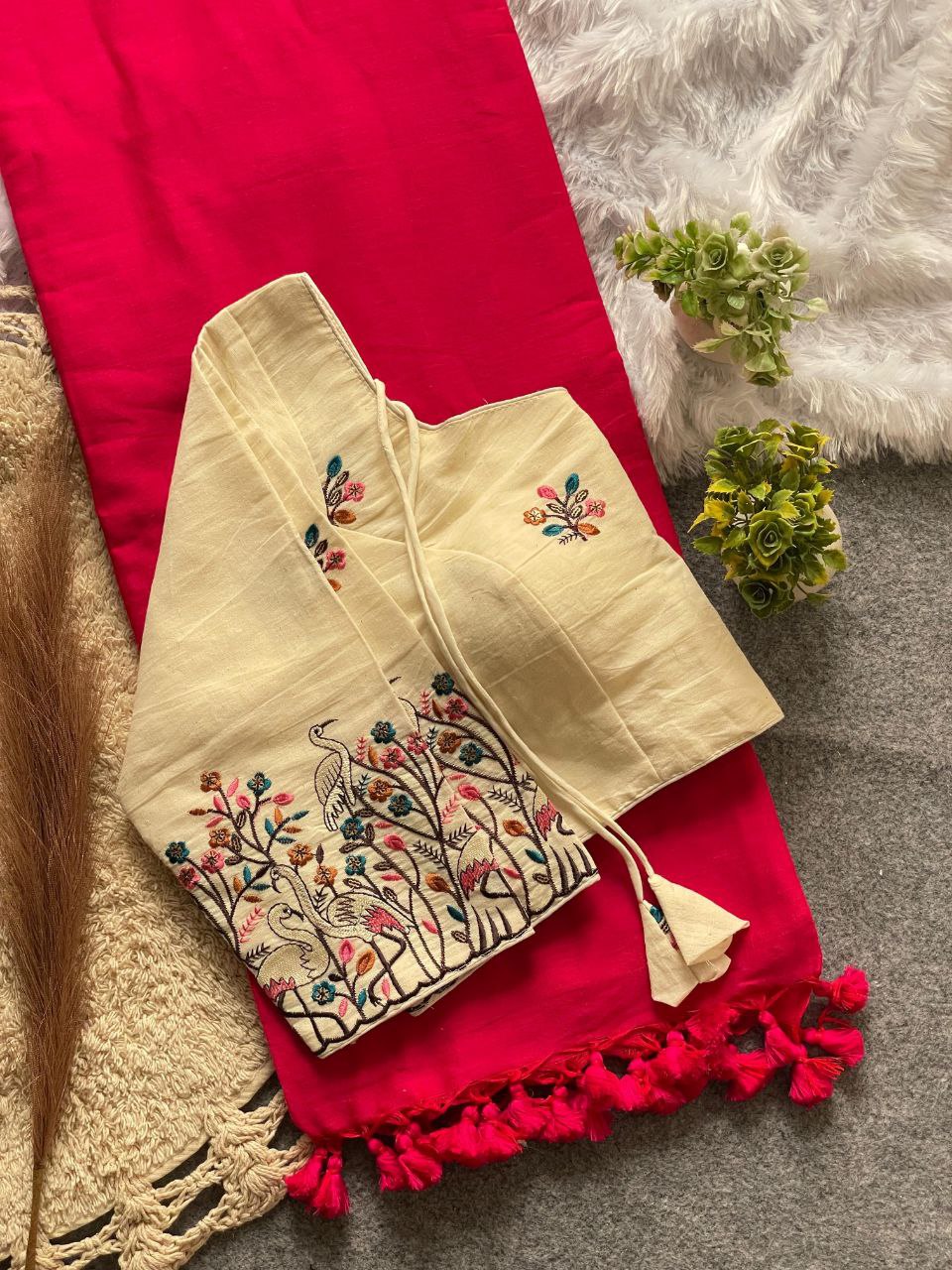 Elegant Cotton Saree Set with Ready Blouse With Bird and Floral Embroidery